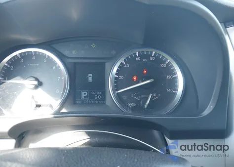 2015 Toyota Highlander Le Plus V6 from USA, damaged, VIN 5TDZKRFH2FS041478